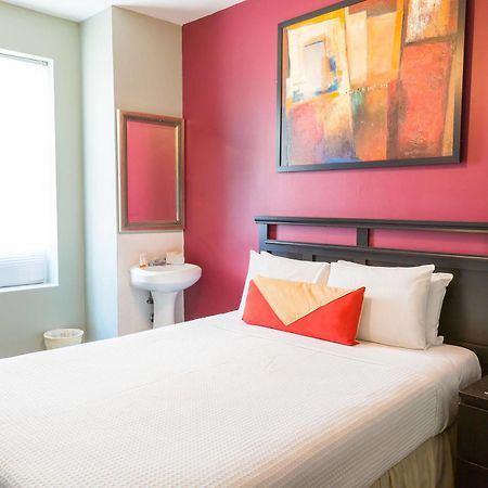 ניו יורק Broadway Hotel & Hostel מראה חיצוני תמונה