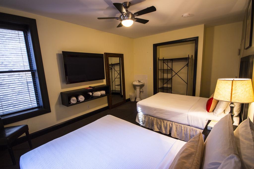ניו יורק Broadway Hotel & Hostel מראה חיצוני תמונה